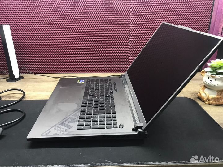 Игровой ноутбук 18