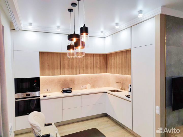 Кухни на заказ / Кухни угловые / Кухонный гарнитур