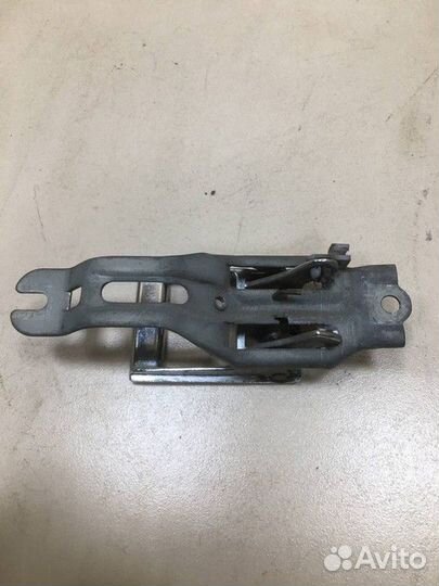 Ручка двери внутренняя задняя левая Toyota Camry