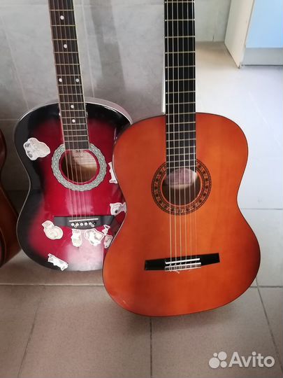 Классические и акустические гитары