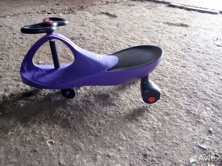 Машинка-каталка Бибикар