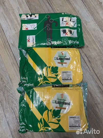 Защитный костюм