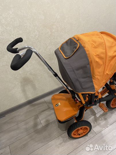 Детский велосипед с ручкой