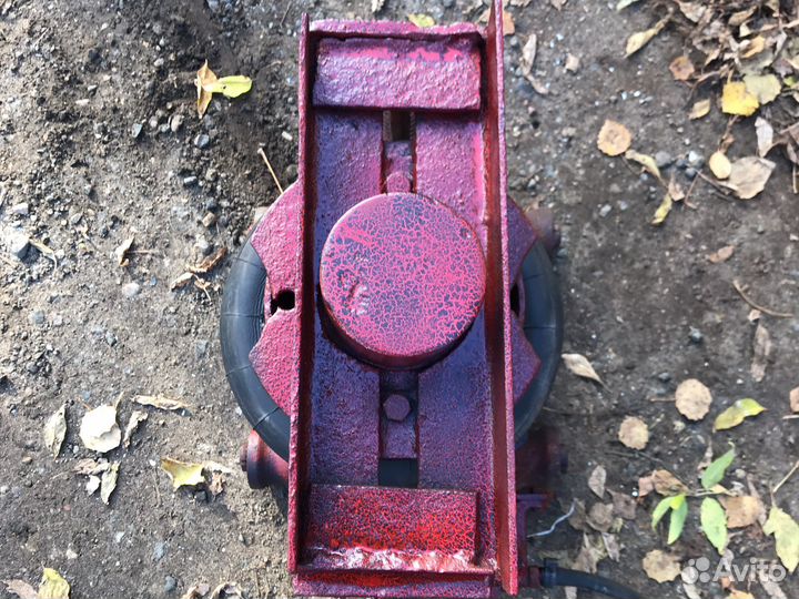 Домкрат ямный