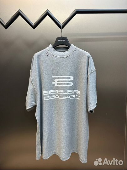 Футболка Balenciaga