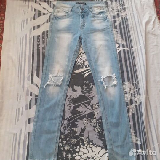 Джинсы