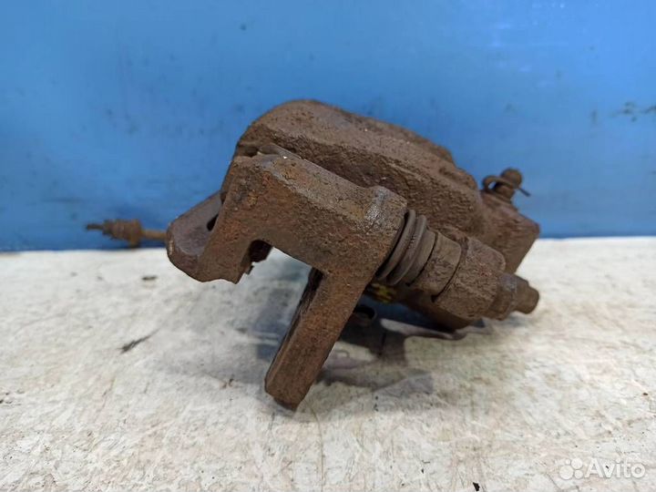 Суппорт задний левый Hyundai Grand Starex 2007-20