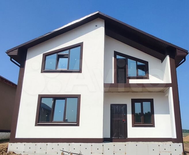 Дом 135 м² на участке 5 сот.