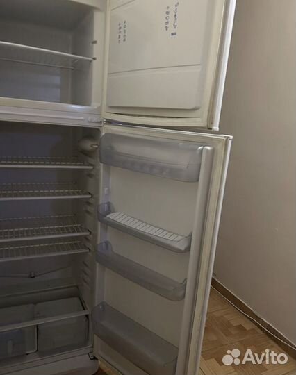 Холодильник бу indesit / гарантия / доставка