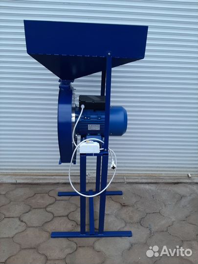 Зернодробилки молотковые и роторные