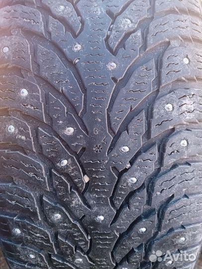 Nokian Tyres Hakkapeliitta 9 SUV 235/55 R19 19VR