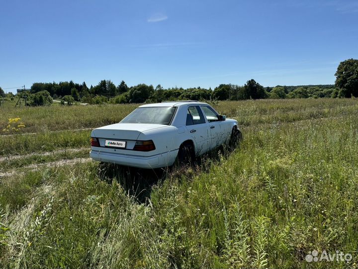 Mercedes-Benz W124 2.0 МТ, 1990, 300 000 км