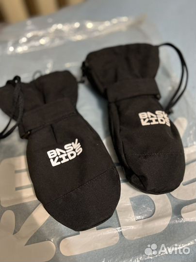 Варежки новые bask