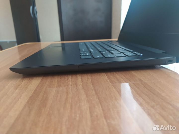 Lenovo ideapad 330-14igm