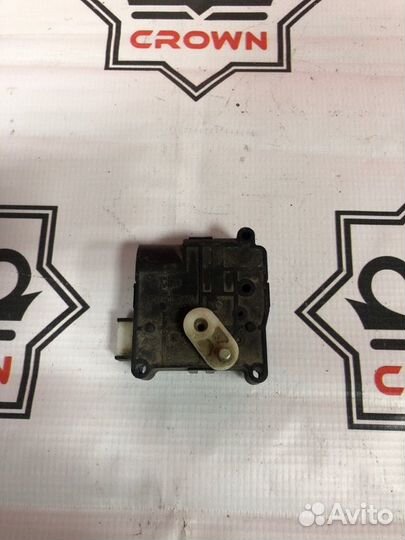 Сервопривод заслонки печки Toyota Avensis