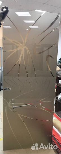 Дверь Цельностеклянная Дариано