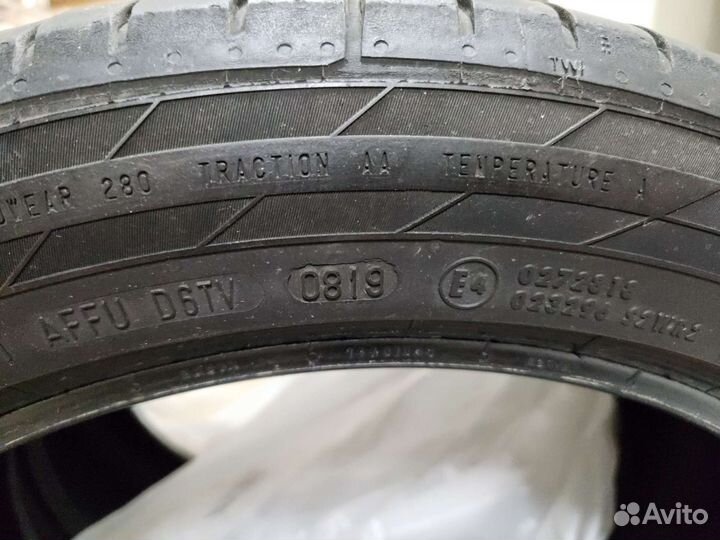 Continental ComfortContact - 5 235/45 R18