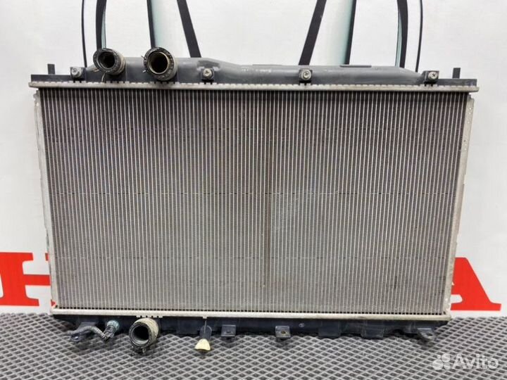 Радиатор охлаждения двигателя Honda Civic FD(4Д)