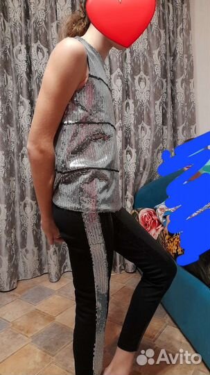 Костюм праздничный