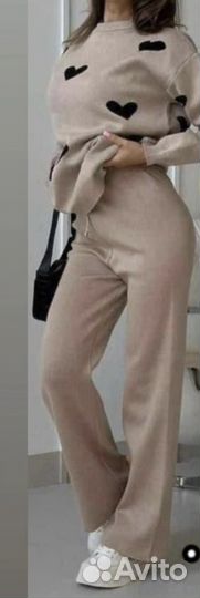 Костюм женский