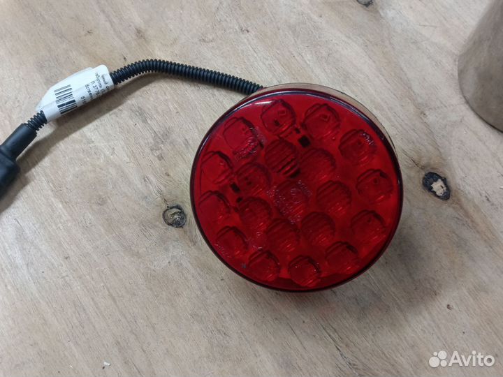 Сигнал торможения и габарит