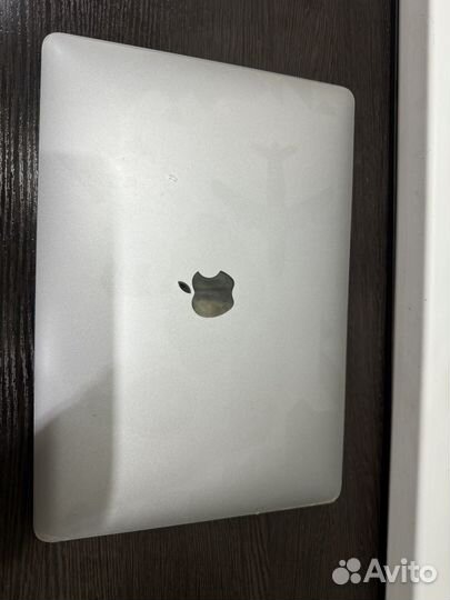 Apple macbook air 2019 (Retina)