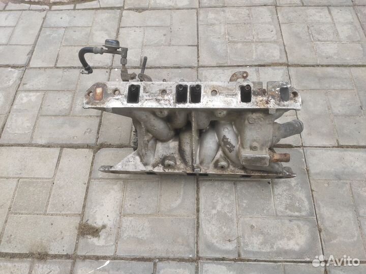 Коллектор впускной Land Rover Range Rover P38A 4.6