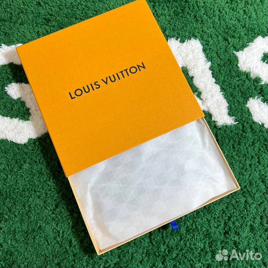 Шапка Louis Vuitton бини neo petit damier