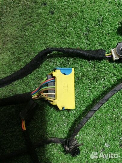 Динамик передний левый Peugeot 308 хэтчбек 1.6 EP6