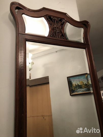 Антикварное зеркало