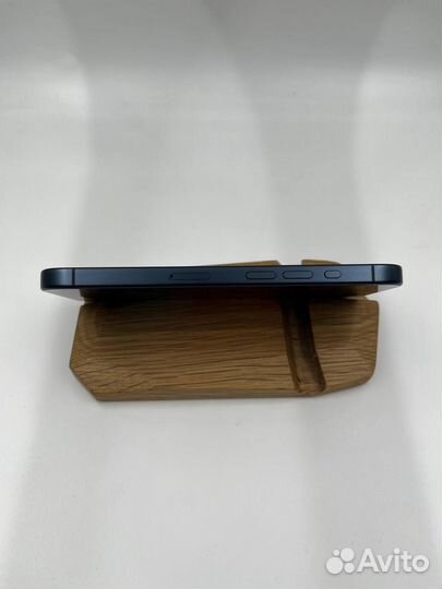 iPhone 15 Pro, 256 ГБ