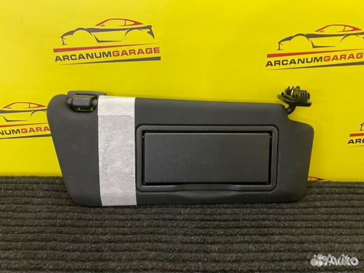 Козырек солнцезащитный правый Mercedes 204 W204