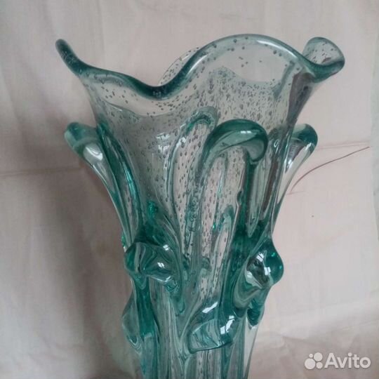 Ваза цветного стекла