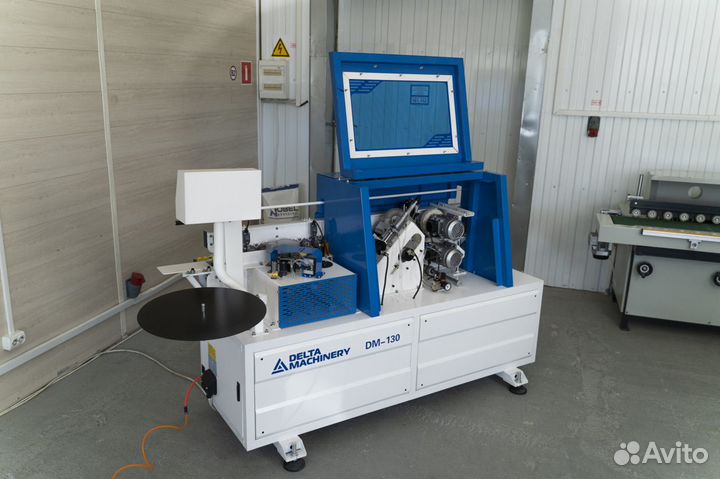 Кромкооблицовочный станок DeltaMachinery DM-130