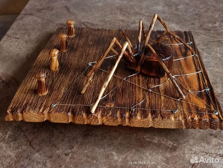 Ключница настенная из дерева