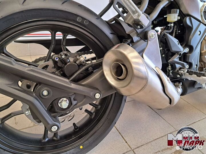 Мотоцикл Voge 300 AC