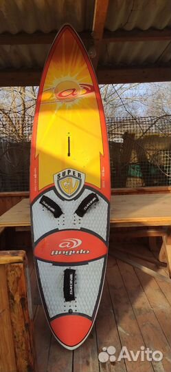 Доска для виндсерфинга