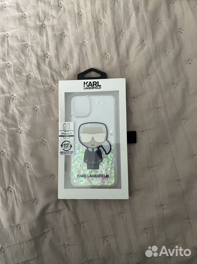 Чехол на iPhone 11