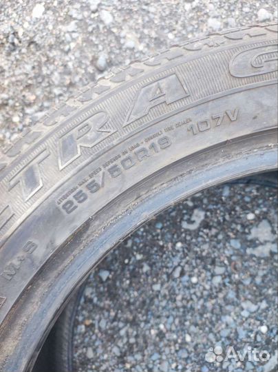 Goodyear Wrangler Ultra Grip 255/50 R19 107V