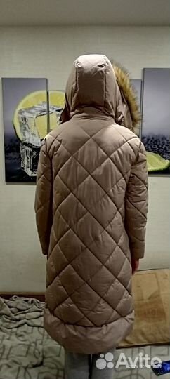 Пуховик женский