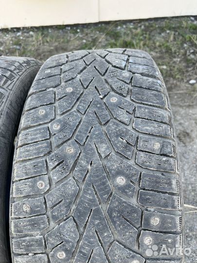 Continental IceContact 2 215/55 R17 27U