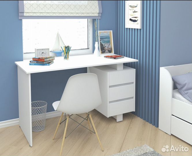 Компьютерный стол /парта Рио
