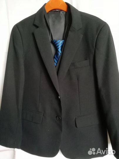 Пиджак, жилет, галстук 8-9 лет
