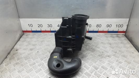 Корпус воздушного фильтра volkswagen passat CC (EE