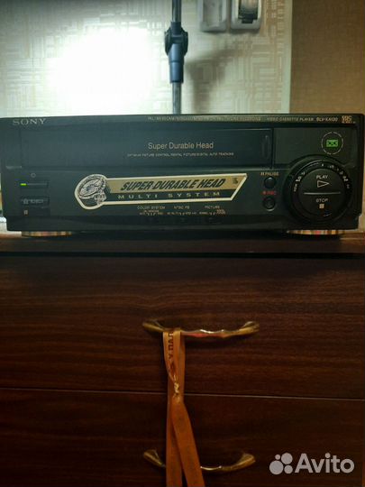 Видеомагнитофон sony