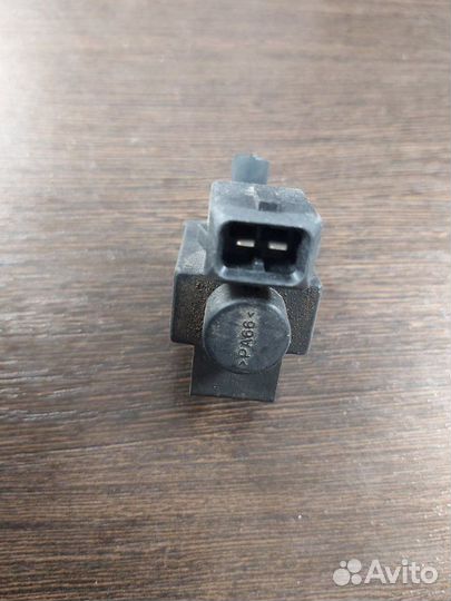 Клапан электромагнитный Mercedes E 210