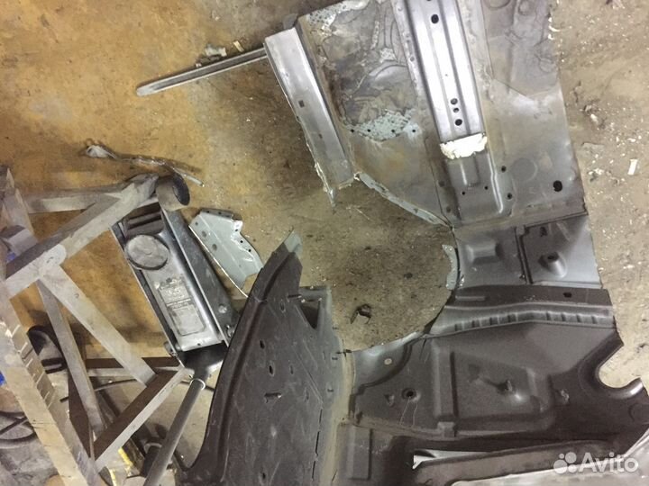 Лонжерон передний правый Nissan Murano z51