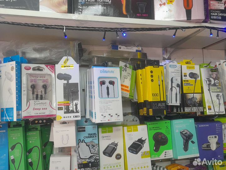 Наушники беспроводные и с проводом