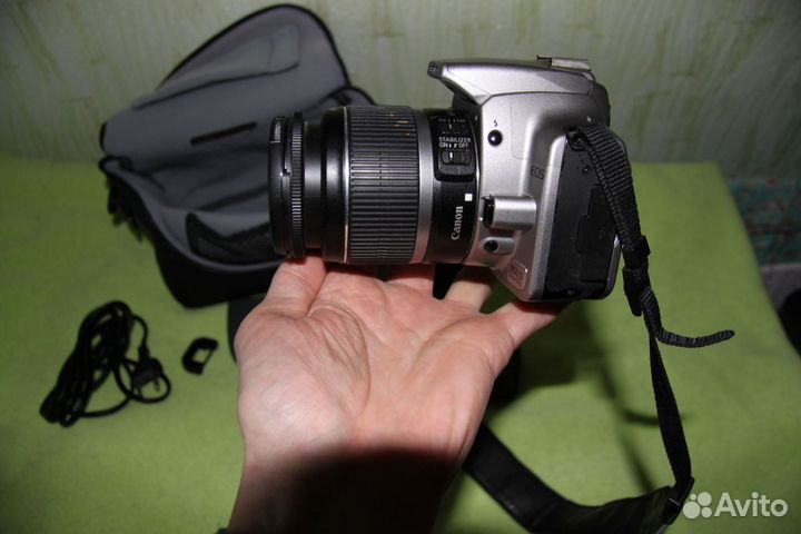 Зеркальный фотоаппарат canon