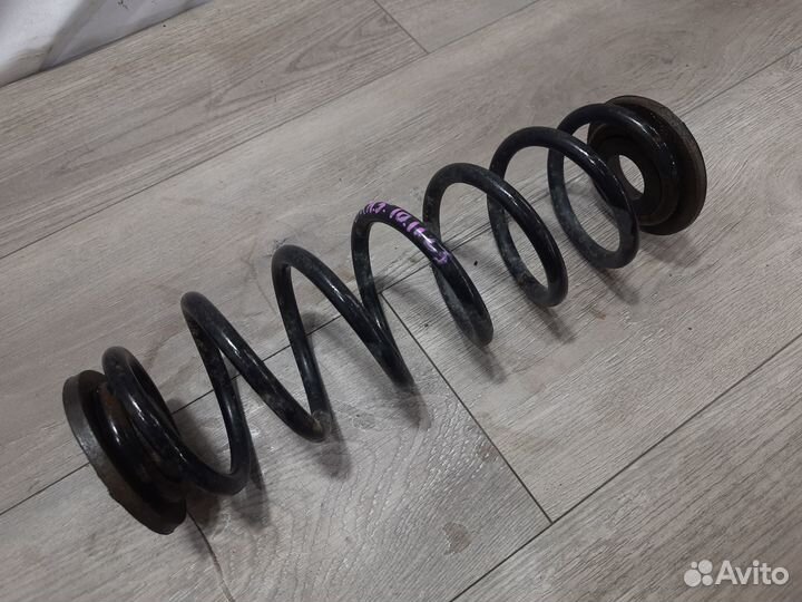 Пара задних пружин для 1.8 Skoda Octavia A5